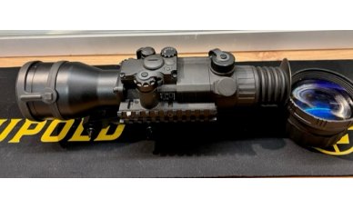 S/H Pulsar Phantom G2+ 4x60BW MD With Magnifier.