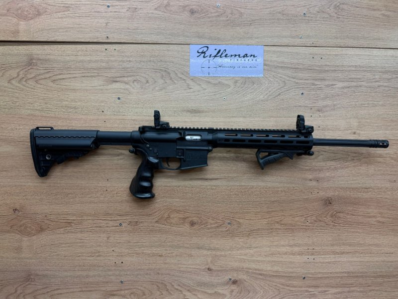 Smith & Wesson S/H Smith & Wesson M&P 15-22 Performance Centre Semi-Auto .22LR Rifle