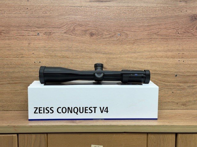 Zeiss S/H Zeiss Conquest V4 6-24x50 MOA Rifle Scope
