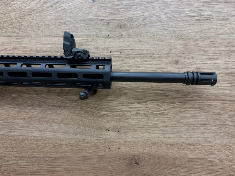 Smith & Wesson S/H Smith and Wesson M&P 15-22 Semi-Auto .22LR Rifle